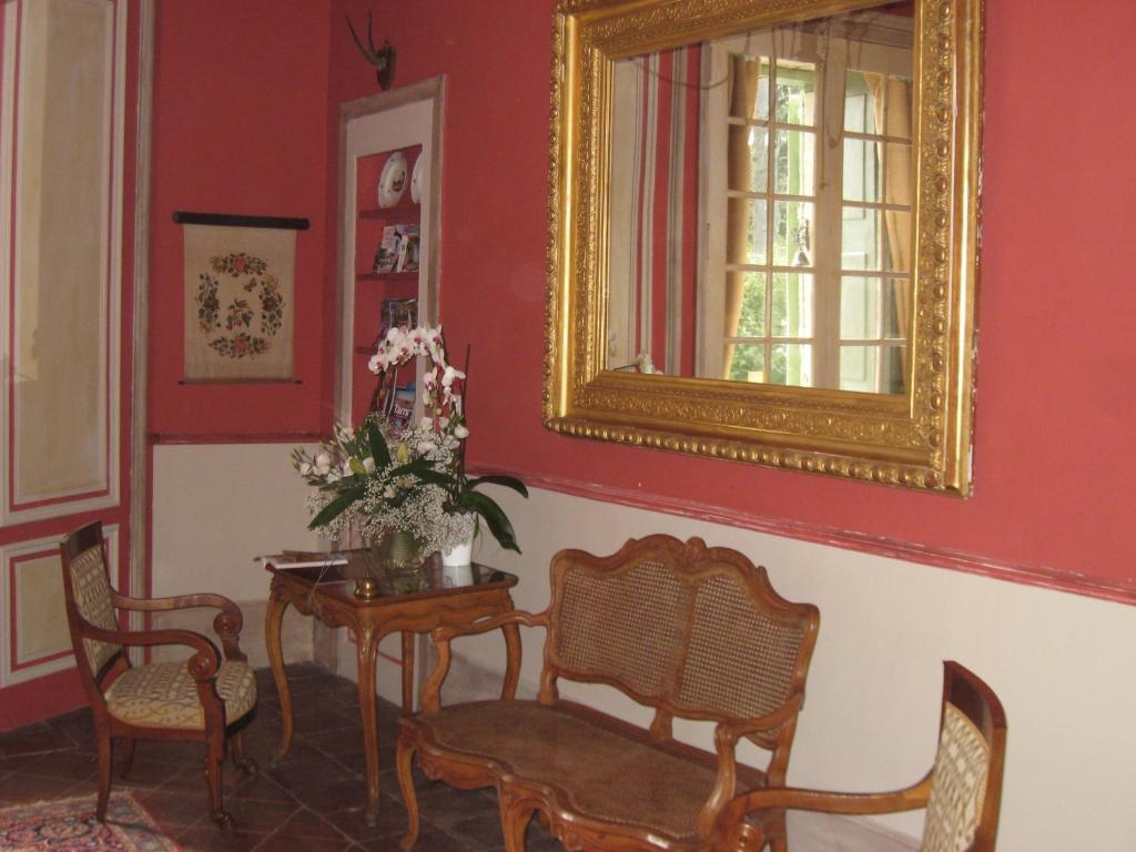 Bed and Breakfast Domaine Le Castelet Кастр Экстерьер фото