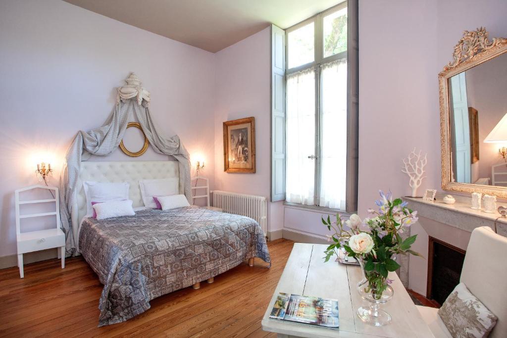 Bed and Breakfast Domaine Le Castelet Кастр Номер фото