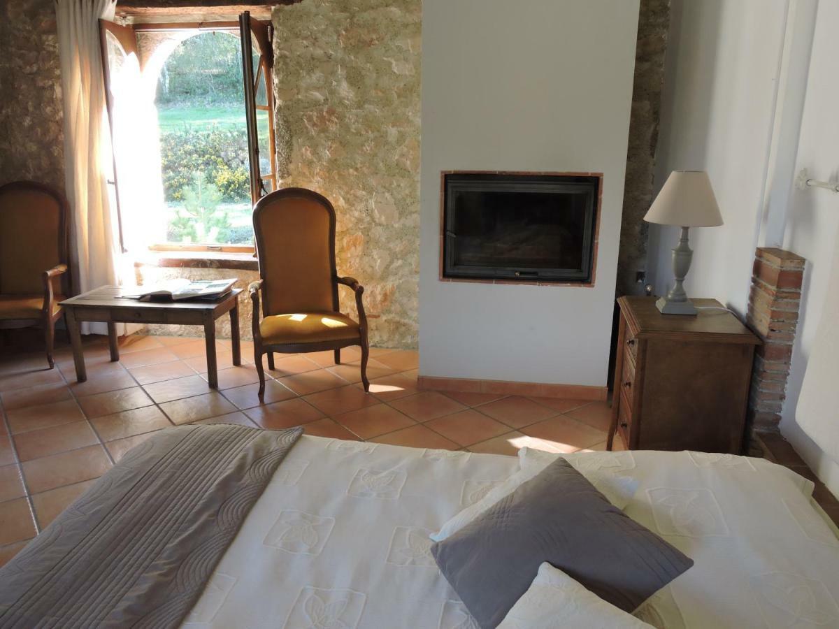Bed and Breakfast Domaine Le Castelet Кастр Экстерьер фото